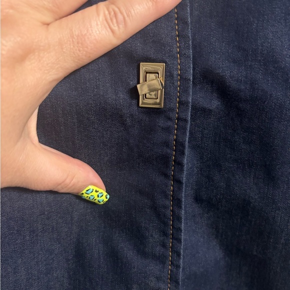 Chicos Blue Denim Lightweight Jacket Size 2 Large Toggle Clasp Long Western - Picture 3 of 8